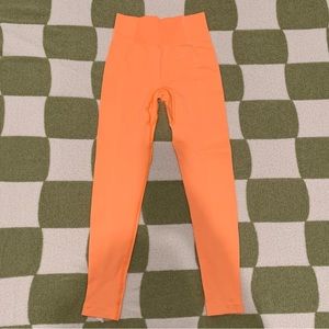 🍊 Vibrant Orange Gymshark Leggings 🍊